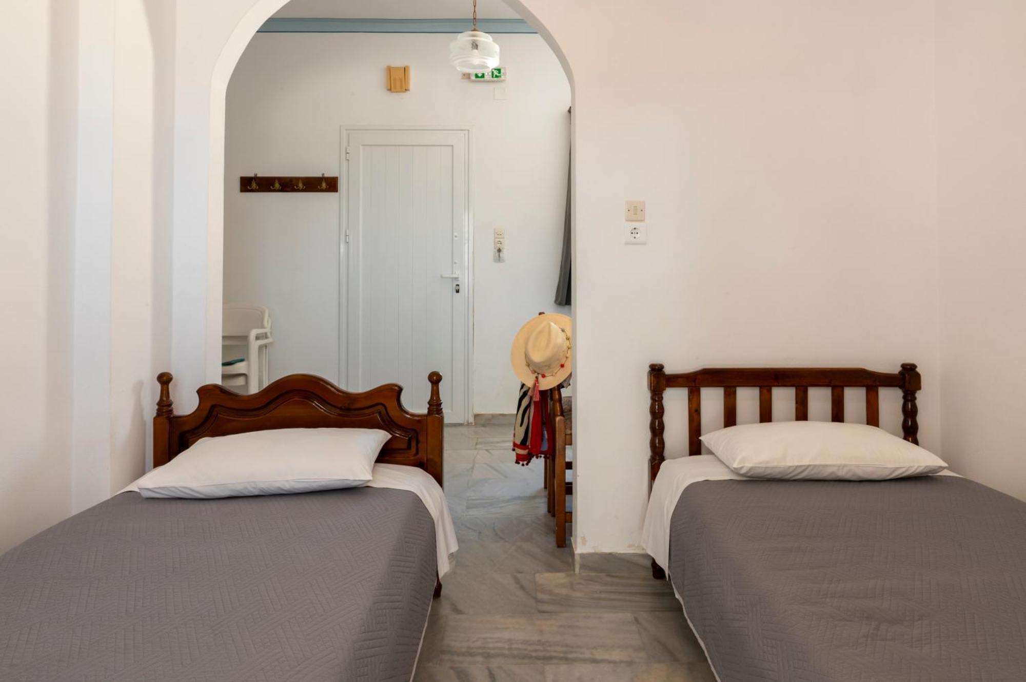 Irene Hotel Leros Alinda  Ngoại thất bức ảnh